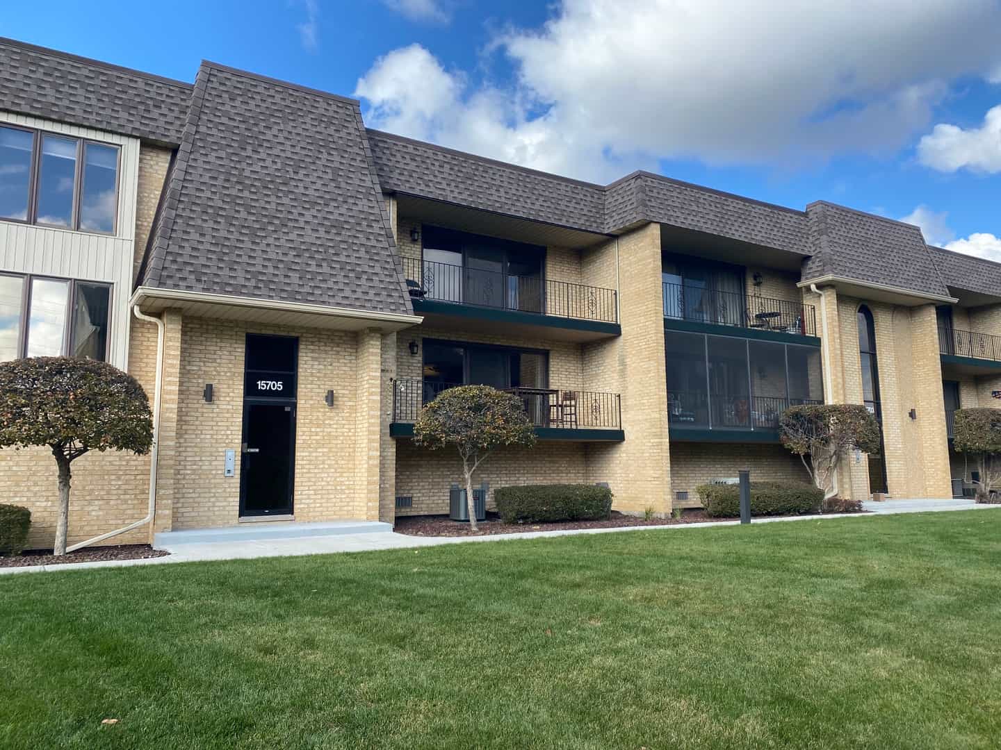 15705 Old Orchard Court #1N, Orland Park, IL 60462 | MLS #MRD12509278