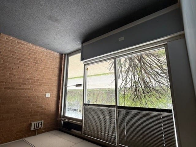 734 E St. Charles Road, Lombard, IL 60148 | MLS #MRD12600311